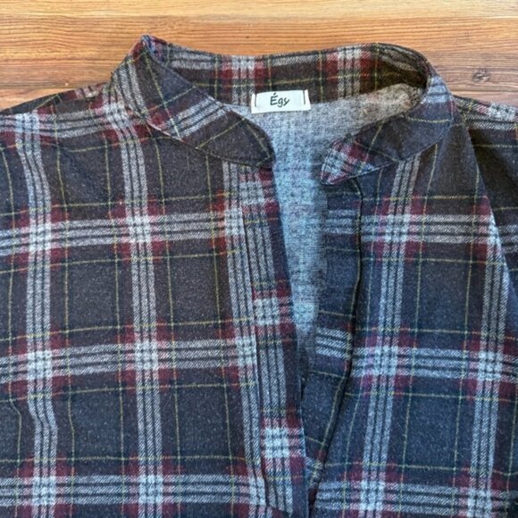 Women’s Casual Brown and Red Tunic Top Shirt with 3/4 Sleeves. - Picture 2 of 3